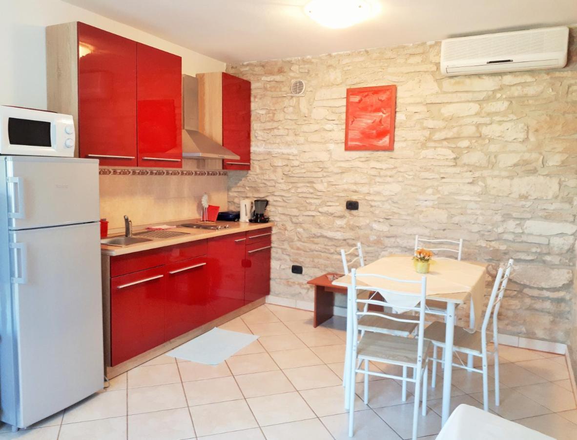 Rakalj Apartments Morena מראה חיצוני תמונה