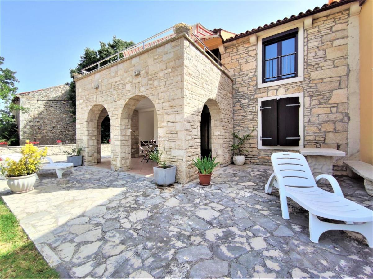 Rakalj Apartments Morena מראה חיצוני תמונה